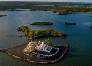 6 Reasons why Mauritius is a complete Friendship Day getaway