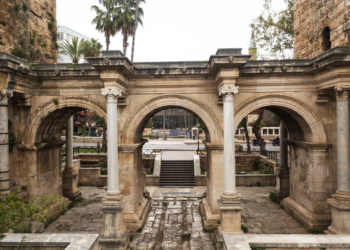 Essential “travel hacks” to make your Türkiye holiday experience even better