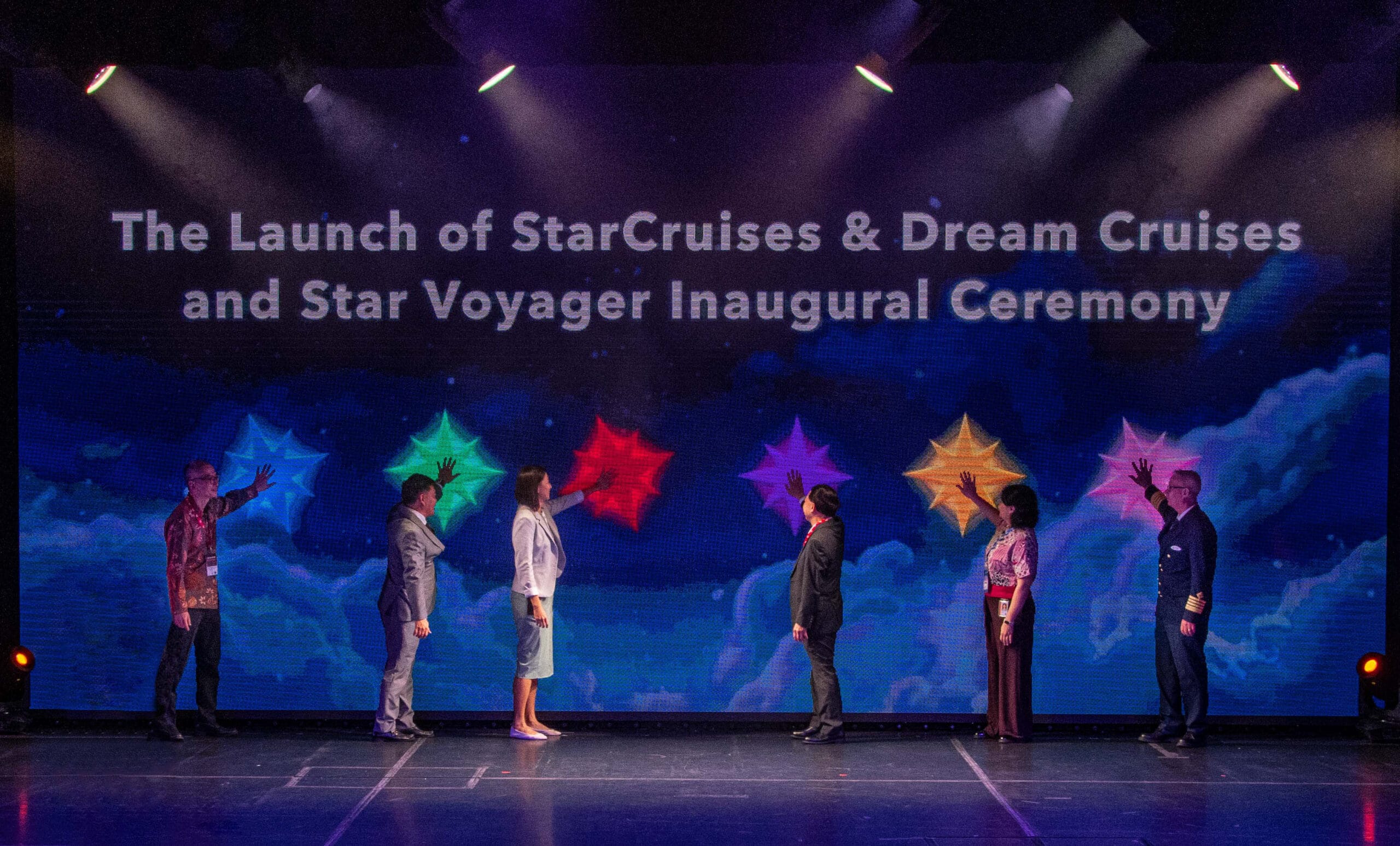 StarCruises and Dream Cruises celebrate spectacular official launch
