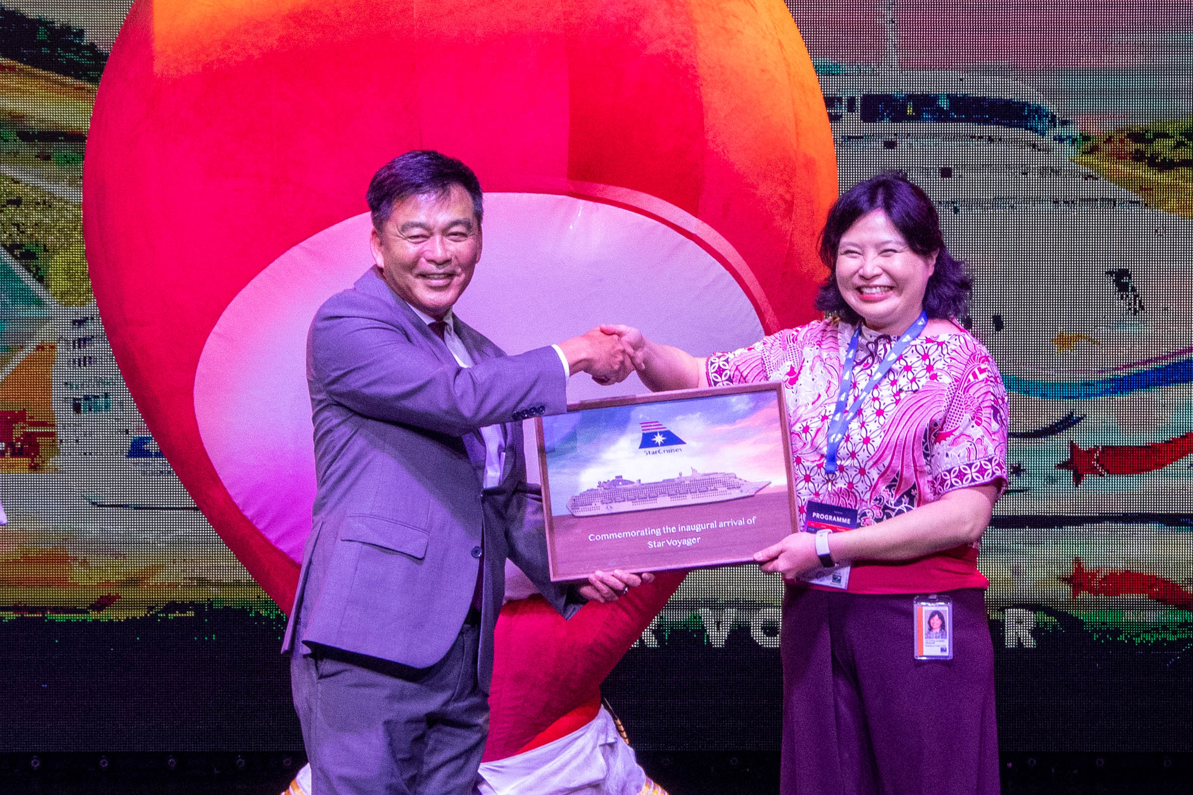 StarCruises and Dream Cruises celebrate spectacular official launch