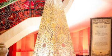 The Leela unveils Mirrors of Hope: Lippan Art Christmas Trees crafted by women artisans