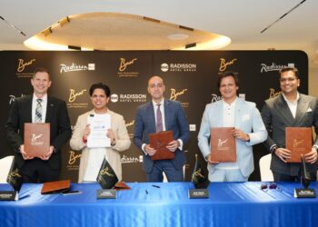Radisson Hotel Group signs Radisson Blu Hotel and Radisson Blu Residences at RAK Central, Ras Al Khaimah