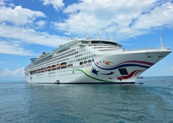 StarCruises brings Durian Tasting Experiences on Star Voyager