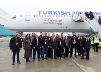 Turkish Airlines unveils 500th aircraft featuring livery of 100k employees
