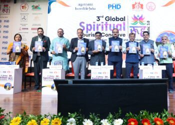 Tourism Secretary extols PHDCCI platform for creating  a new synergy for Simhastha 2027–28  