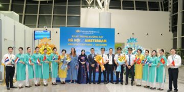 Vietnam Airlines launches nonstop Hanoi–Amsterdam service