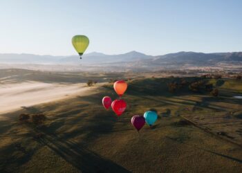 Global Ballooning returns to Mansfield with rare winter afternoon flights