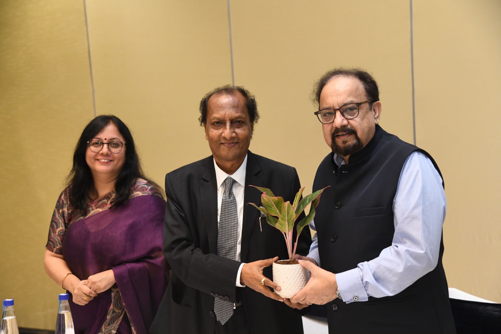  Hotel and Restaurant Association of Northern India (HRANI)