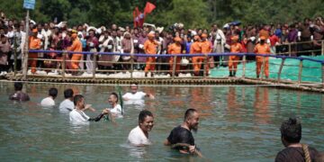 Bhutan makes a splash again as Bathing Carnival returns
