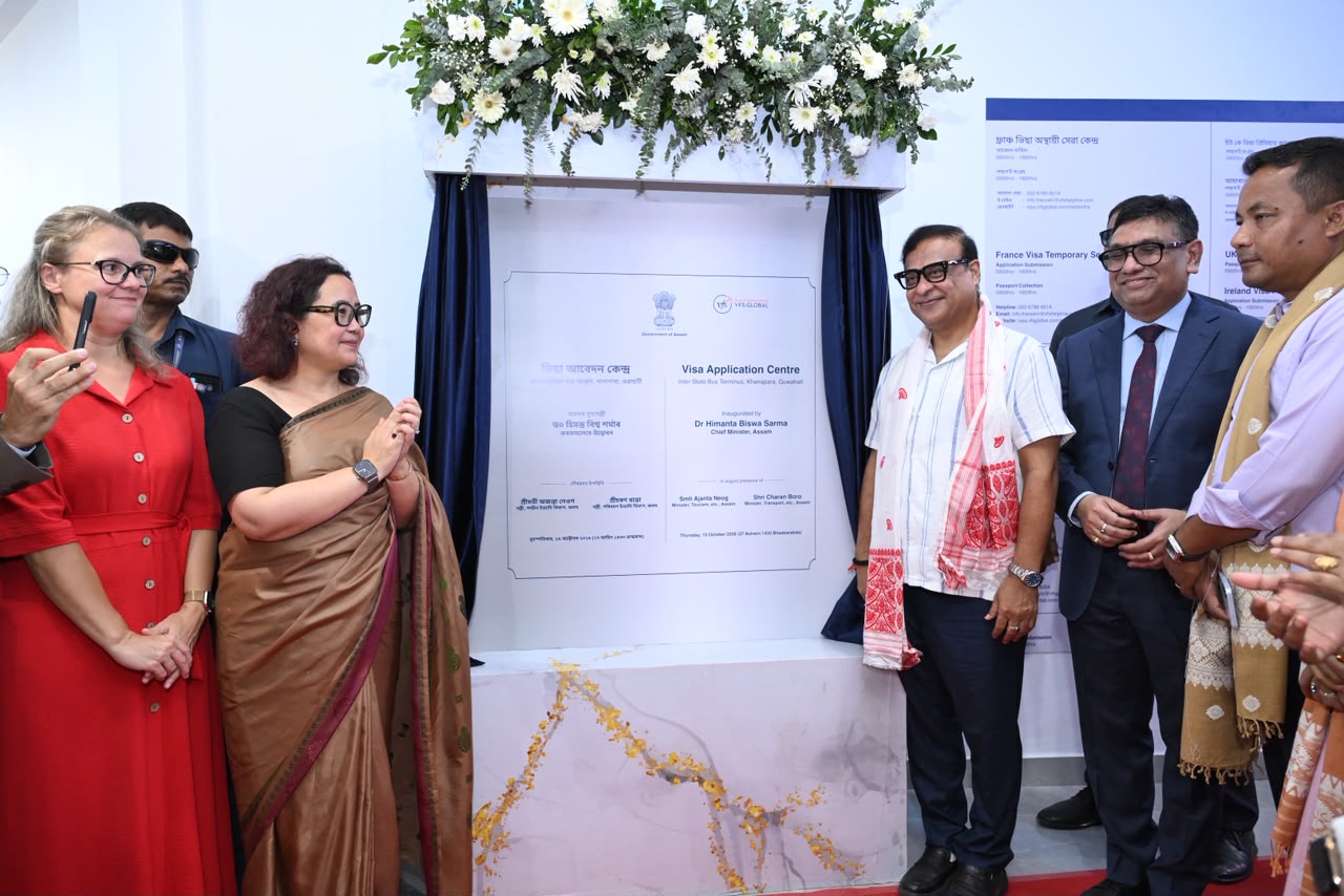 Himanta Biswa Sharma, Chief Minister of Assam and Yummi Talwar, Chief Operating Officer - South Asia, VFS Global at the inauguration of Visa Application Centre in Guwahati